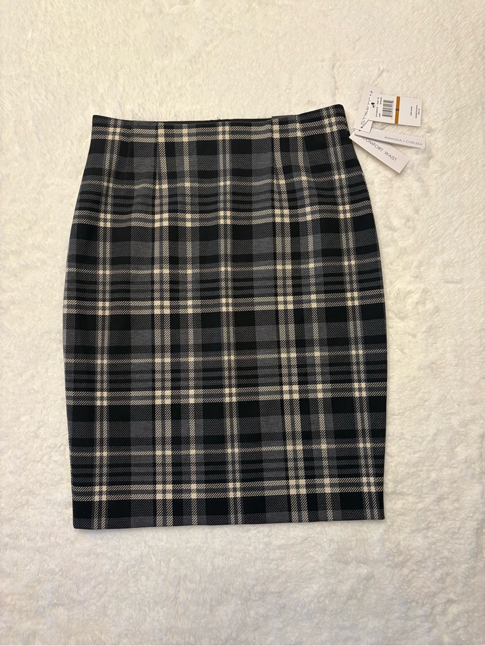 Amanda & Chelsea Black and Cream Plaid Pencil Skirt